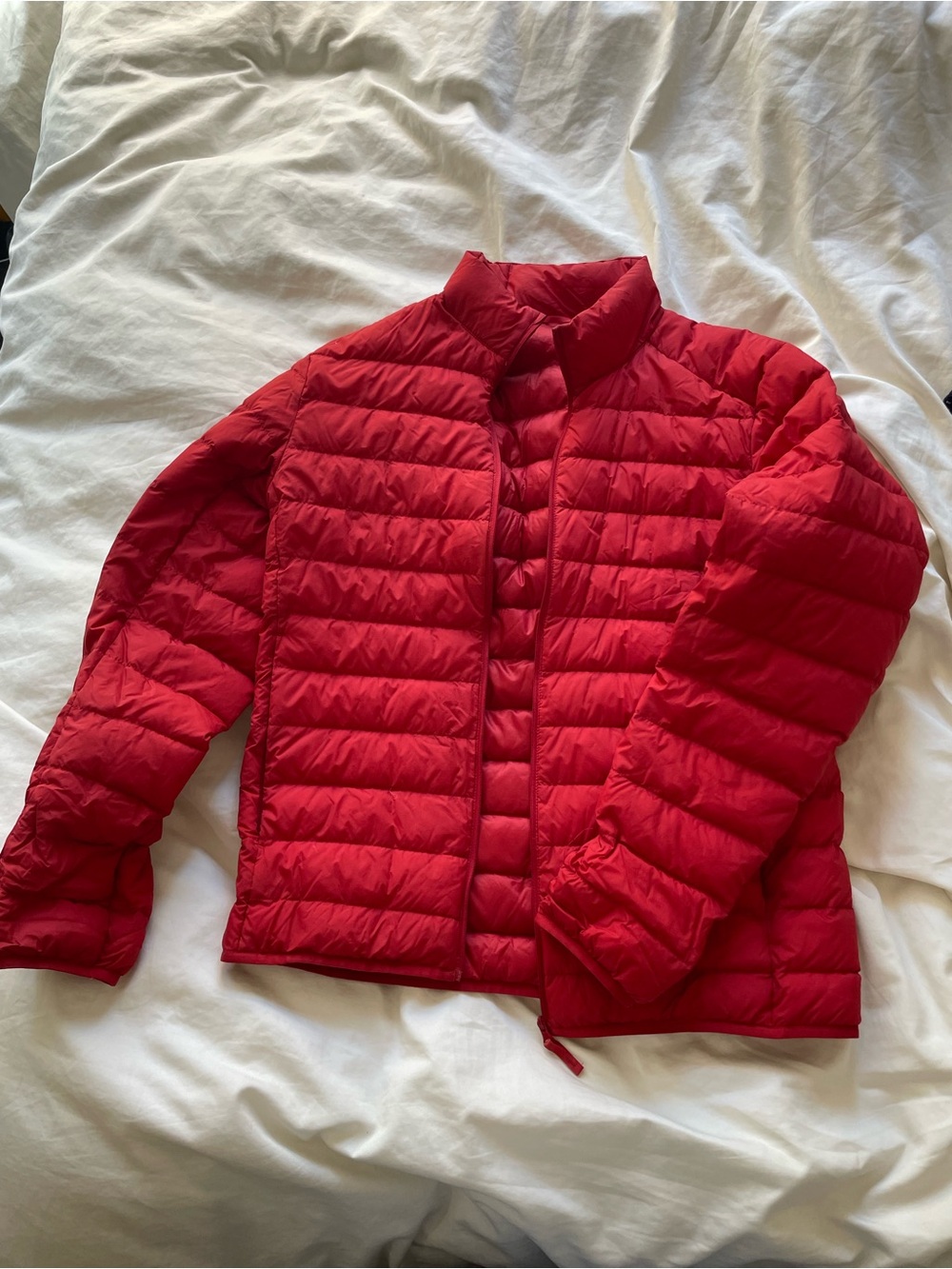 Uniqlo Ultralight down puffer red - small